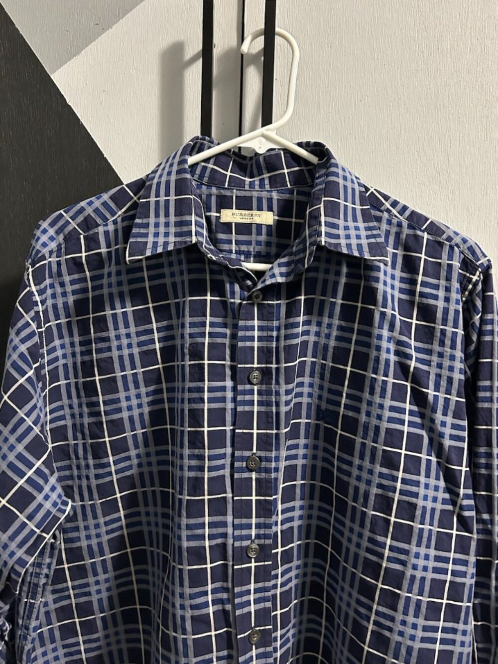Burberry Men's Navy/Blue/White Nova Check LS Button Down *SEE PHOTOS* PTP: 24"